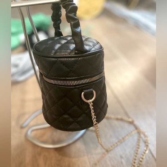 Bags Nwt Vegan Leather Diamond Quilted Mini Train Case Crossbody Bag